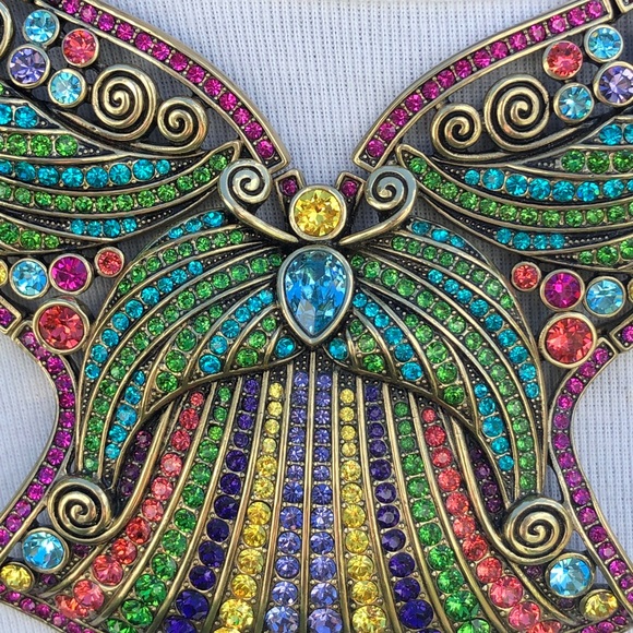 Heidi Daus 🆕 “Ornamental Elegance” butterfly drop necklace - Picture 6 of 9